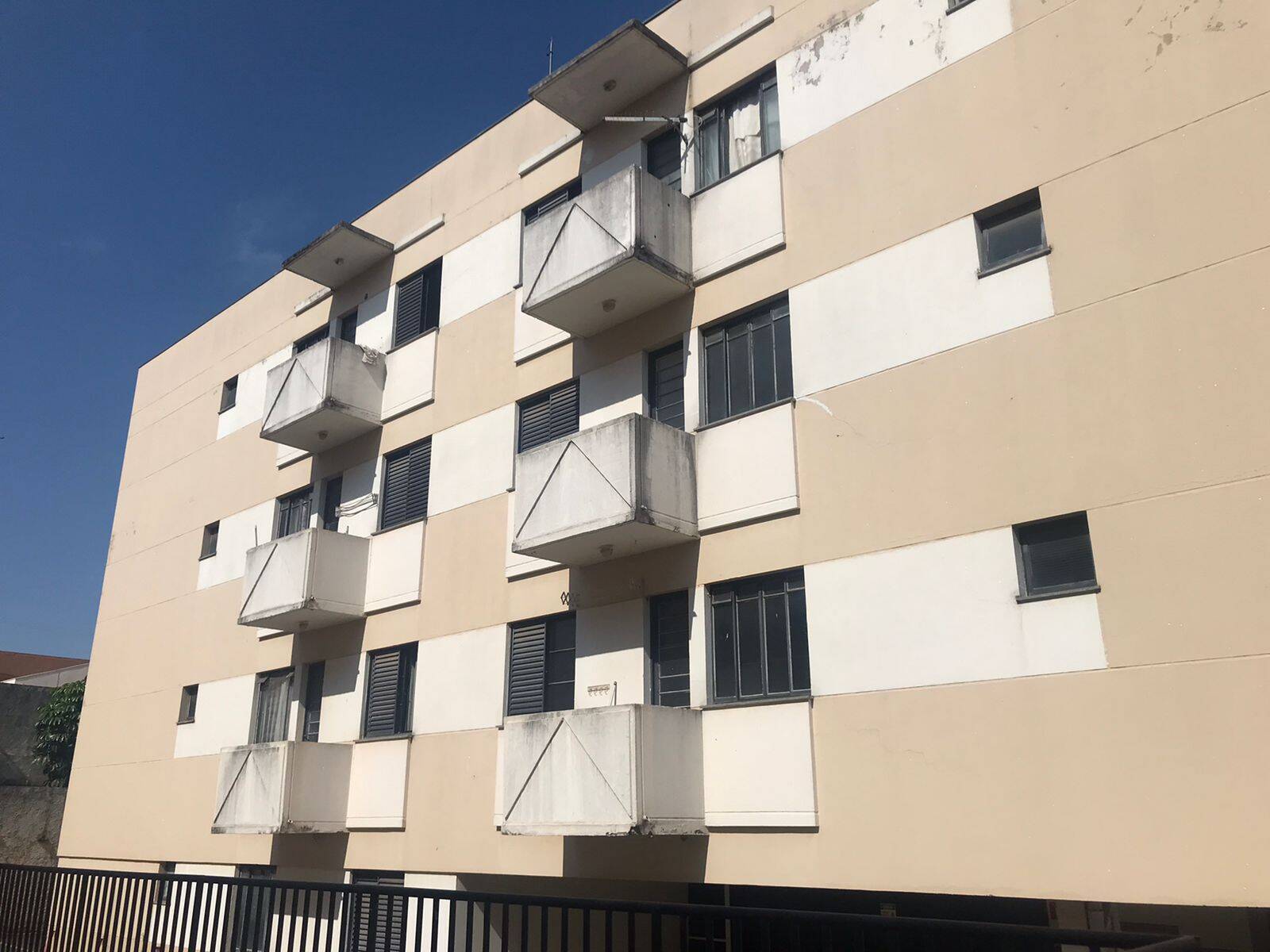 #7756 - Apartamento para Locação em Marília - SP