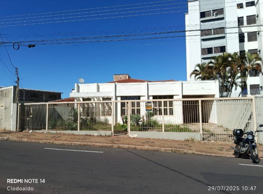#8472 - Casa para Locação em Marília - SP