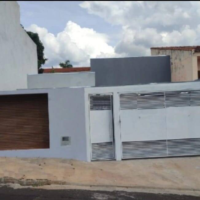 #6743 - Casa para Venda em Marília - SP