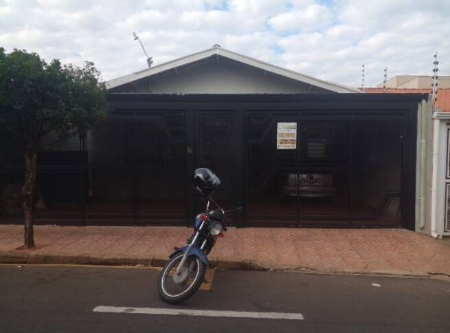 #7271 - Casa para Venda em Marília - SP