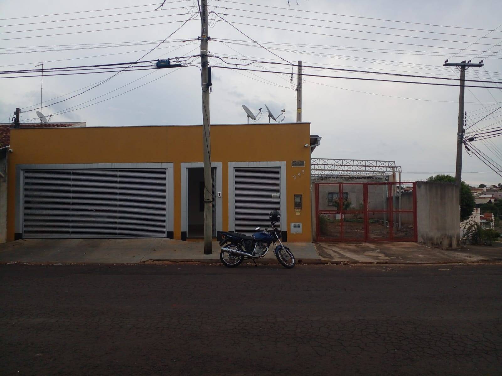 #7332 - Casa para Venda em Marília - SP