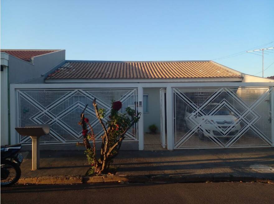 #7338 - Casa para Venda em Marília - SP