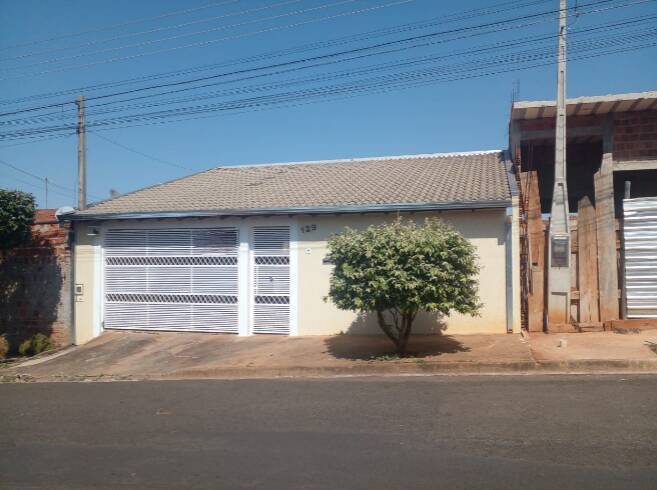 #7404 - Casa para Venda em Marília - SP