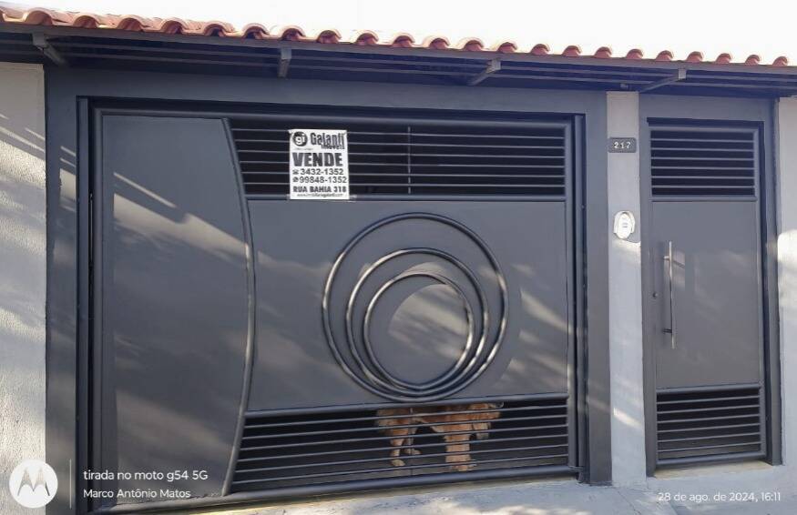 #7466 - Casa para Venda em Marília - SP