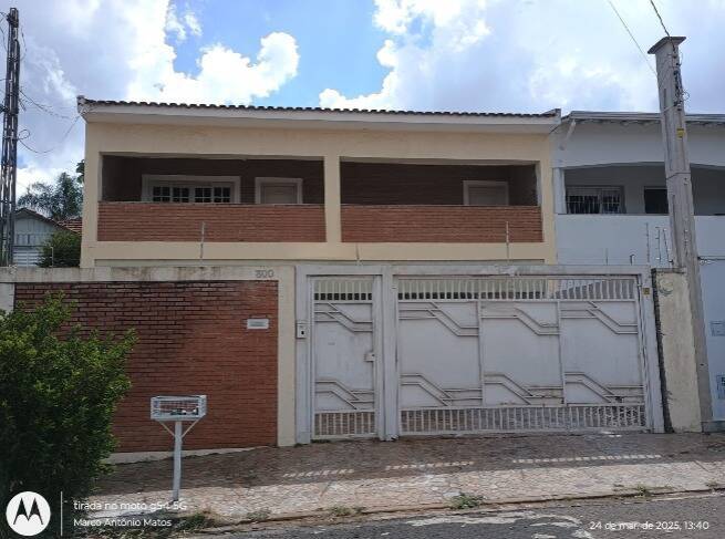 #7842 - Casa com Edícula para Locação em Marília - SP