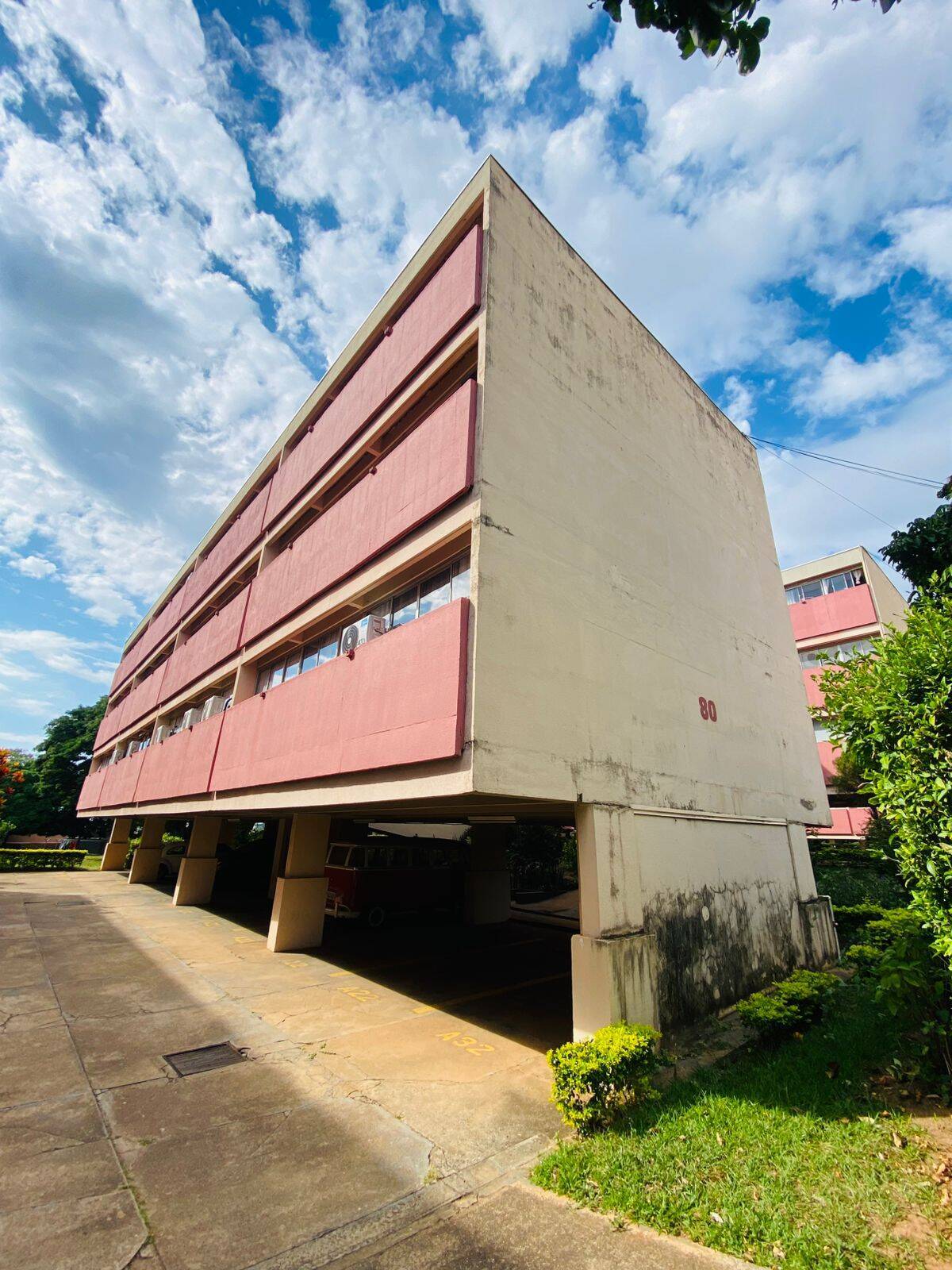 #8021 - Apartamento para Locação em Marília - SP