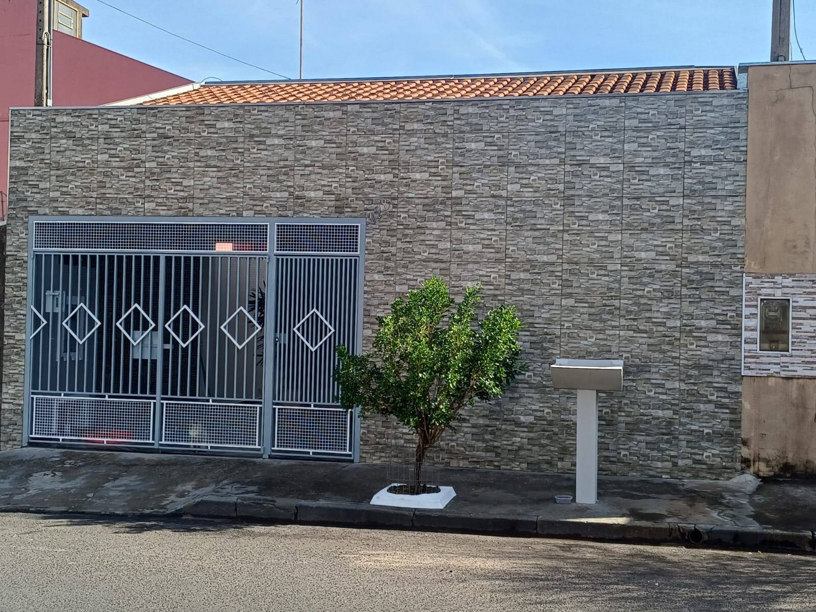 #8438 - Casa para Venda em Marília - SP