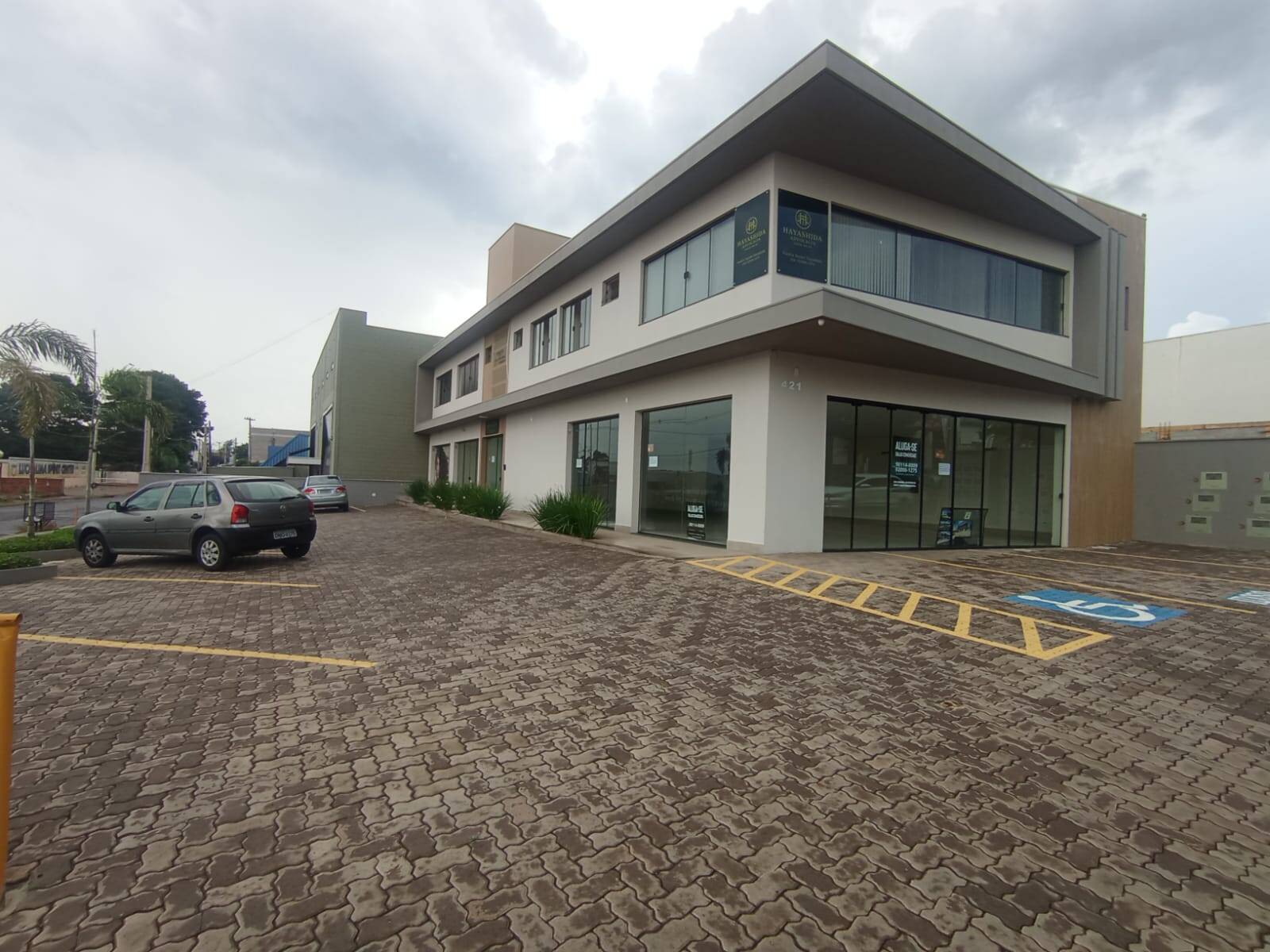 #8477 - Sala Comercial para Locação em Marília - SP