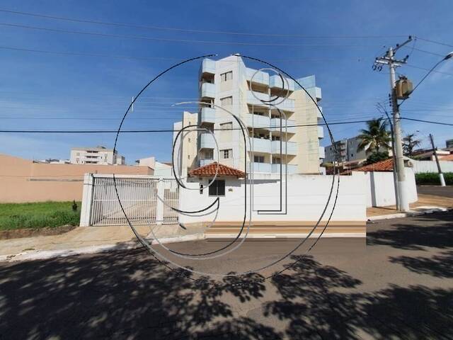Locação em Parati - Marília