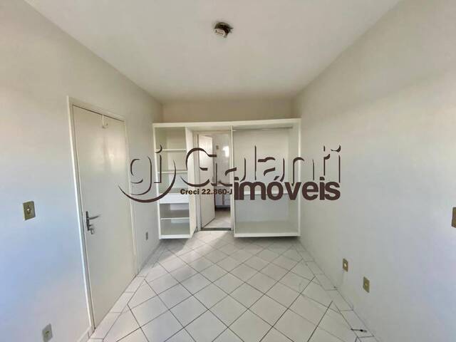 Apartamento para Venda em Marília - 4