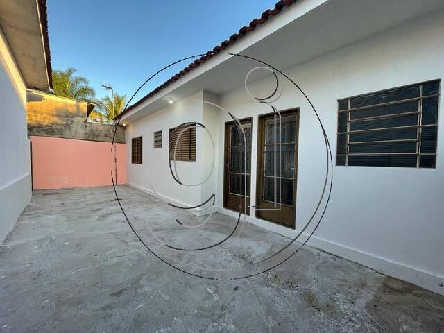#7990 - Casa para Locação em Marília - SP - 2