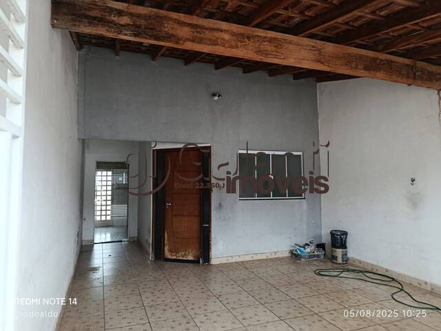 #8150 - Casa para Locação em Marília - SP - 2