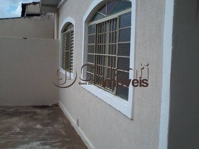 #8161 - Casa para Locação em Marília - SP - 2