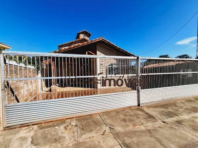 #8190 - Casa para Locação em Marília - SP - 2