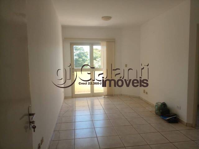 #8240 - Apartamento para Locação em Marília - SP - 2