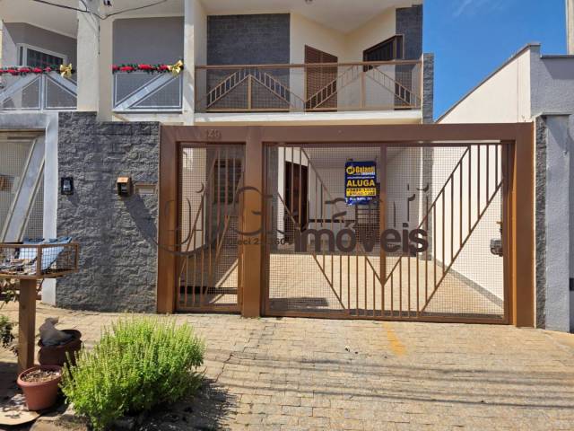 #8315 - Casa com Edícula para Locação em Marília - SP - 1