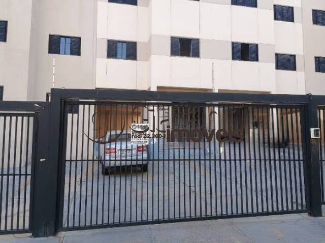 #8354 - Apartamento para Locação em Marília - SP - 1