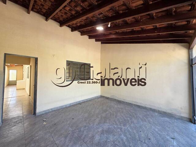 #8420 - Casa para Locação em Marília - SP - 2