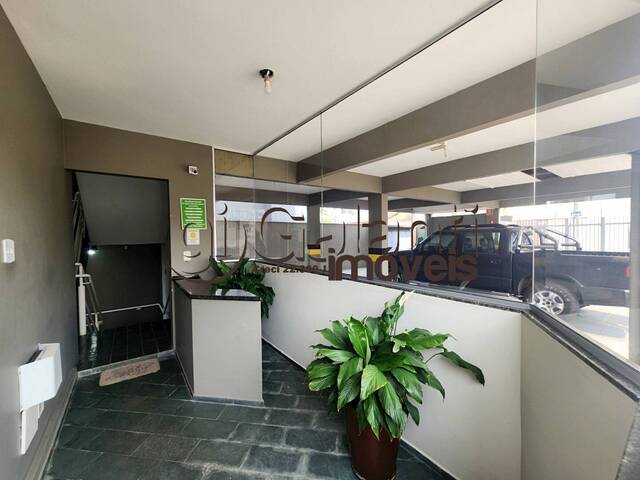 #8452 - Apartamento para Locação em Marília - SP - 2