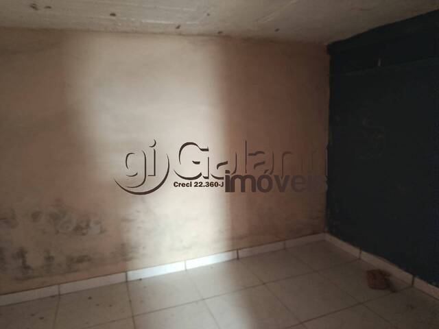 #8460 - Casa para Locação em Marília - SP - 2