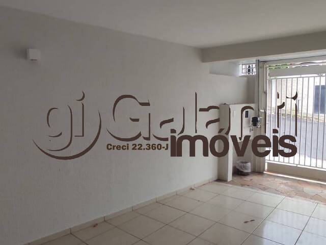 #8807 - Casa para Locação em Marília - SP - 2