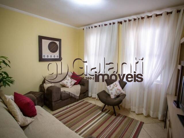 Casa com Edícula para Venda em Marília - 4