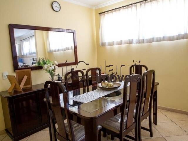 Casa com Edícula para Venda em Marília - 5