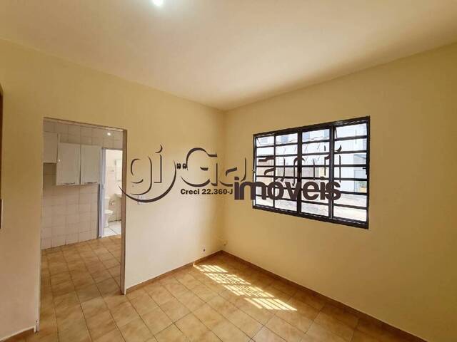 #3021 - Quitinete para Locação em Marília - SP - 3