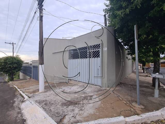 #4983 - Casa para Venda em Marília - SP