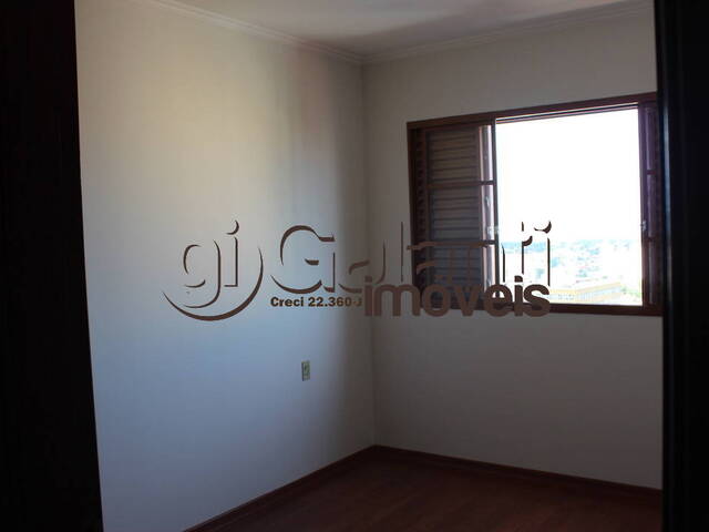 Apartamento para Venda em Marília - 5