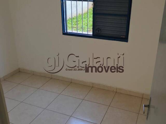 Apartamento para Venda em Marília - 4