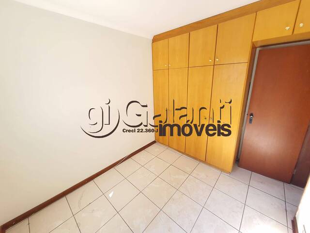 Apartamento para Venda em Marília - 4