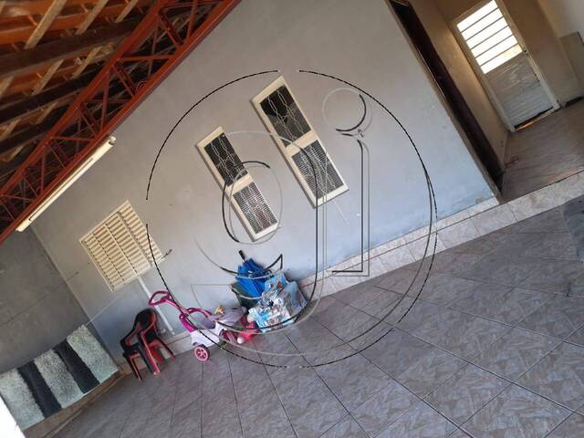 #6447 - Casa para Venda em Marília - SP - 2
