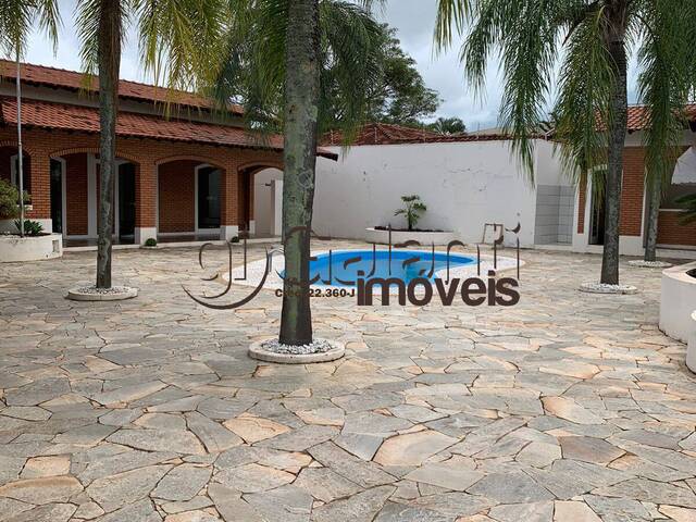 #6639 - Casa para Locação em Marília - SP - 2