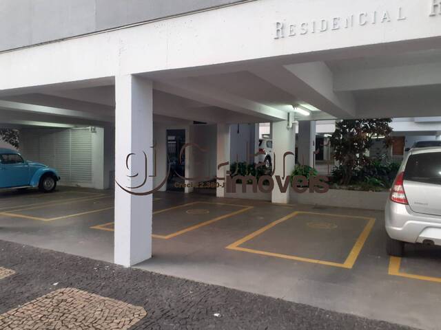 Apartamento para Venda em Marília - 4