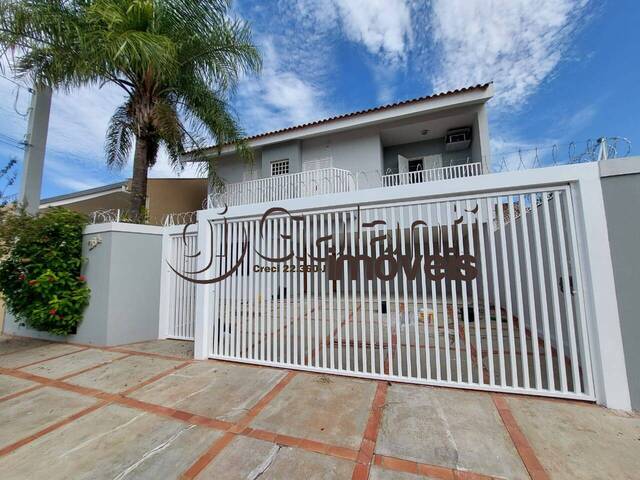 #7065 - Casa para Venda em Marília - SP