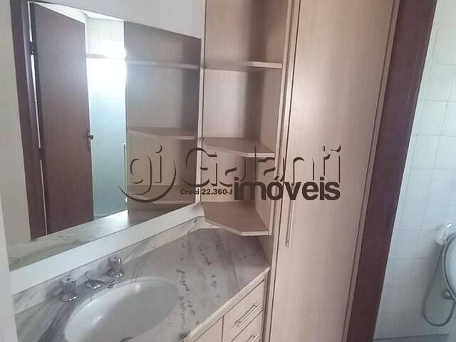 Apartamento para Venda em Marília - 4