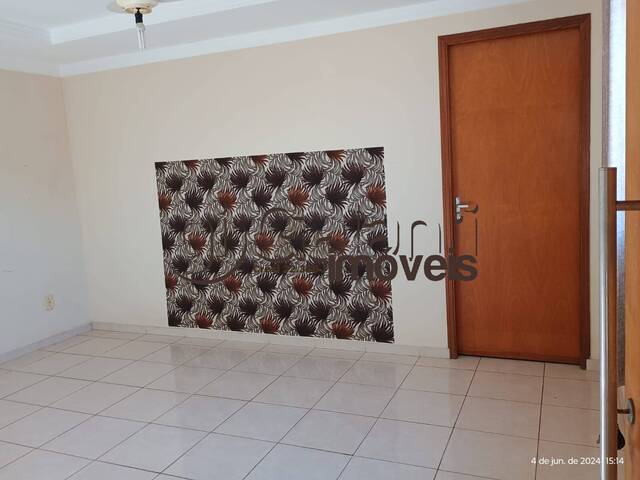 Casa para Venda em Marília - 4