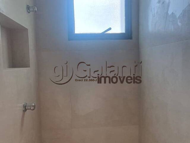 Apartamento para Venda em Marília - 5