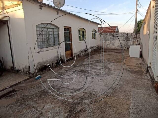 #7438 - Casa para Venda em Marília - SP - 2