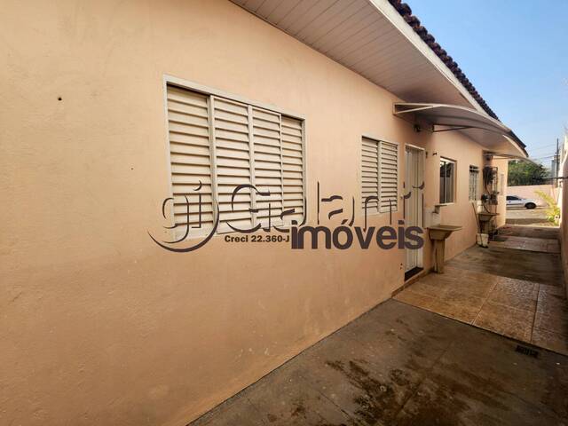 #4822 - Quitinete para Locação em Marília - SP