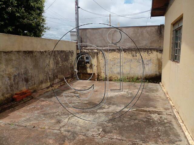 #7750 - Casa para Locação em Marília - SP - 2