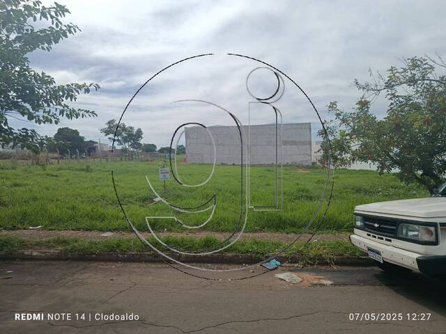 #7920 - Terreno para Venda em Marília - SP - 2