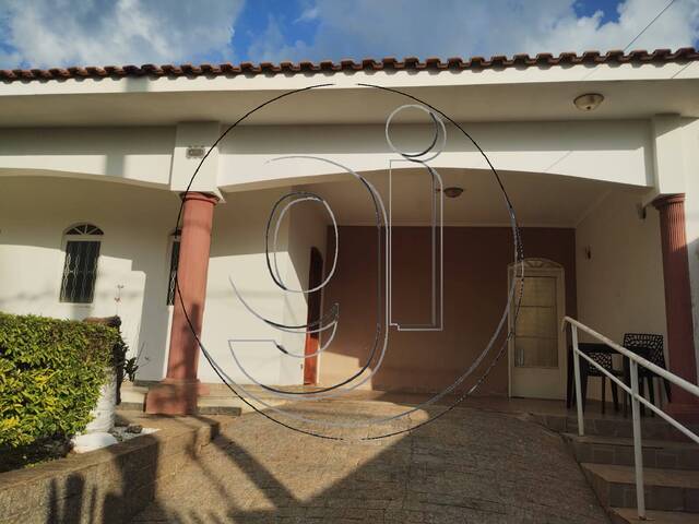 #7985 - Casa para Venda em Marília - SP - 1