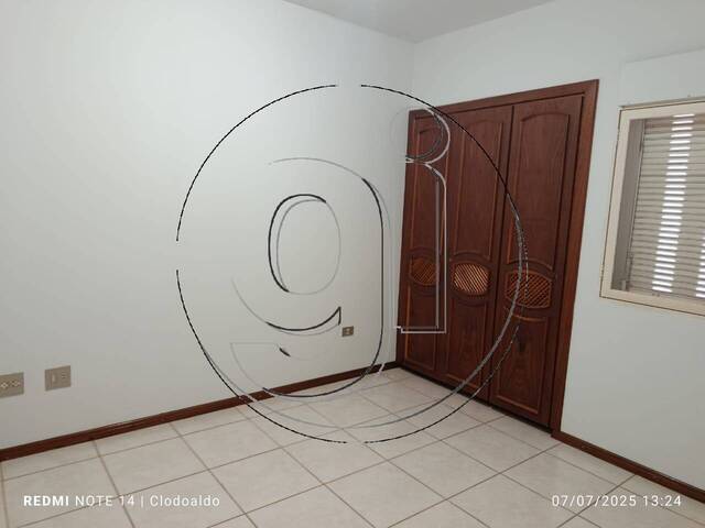 #8049 - Apartamento para Venda em Marília - SP - 2