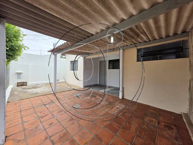#8025 - Casa para Locação em Marília - SP - 2