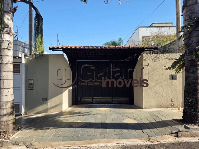 #8050 - Casa para Locação em Marília - SP