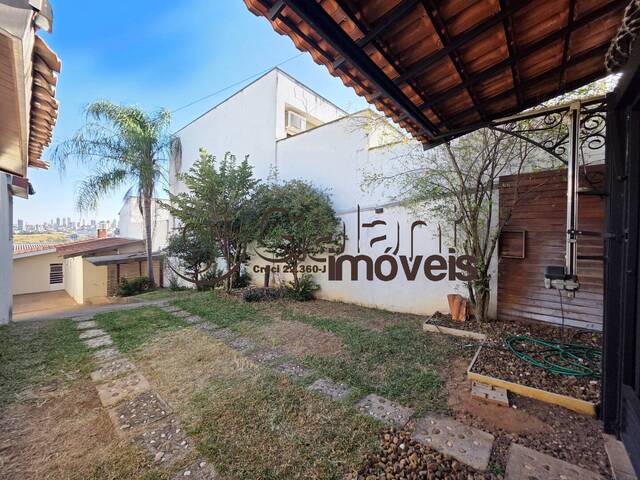 #8050 - Casa para Locação em Marília - SP