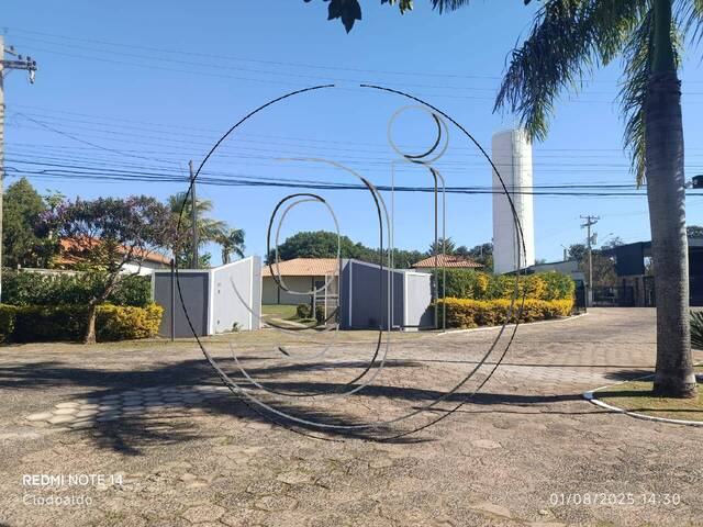 #8093 - Casa para Locação em Marília - SP - 2