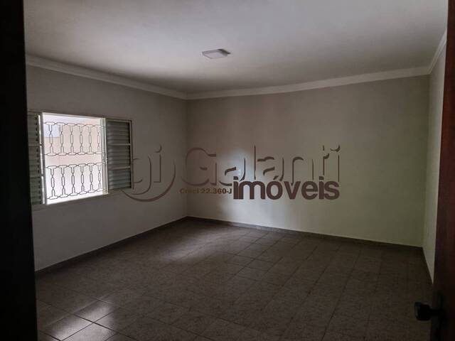 Casa para Venda em Marília - 4